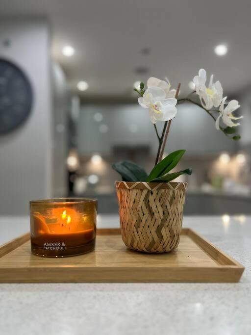 Stunning Home In Astley Tyldesley Екстериор снимка